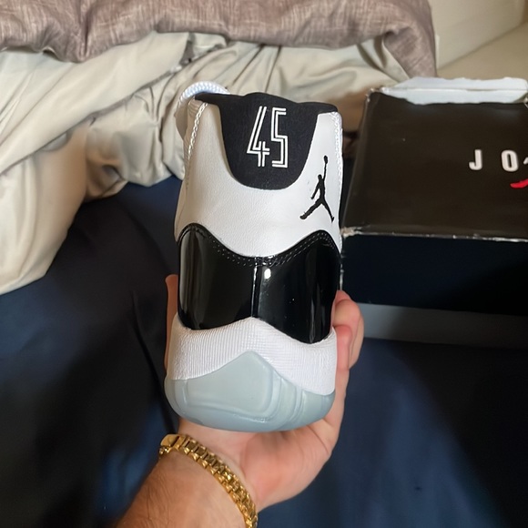 Jordan 11 Concord - Picture 8 of 9